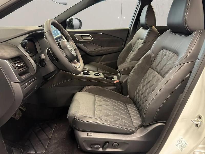 Neu Nissan Qashqai Tekna+ 158 PS (116 kW) 2026 Weiss SUV