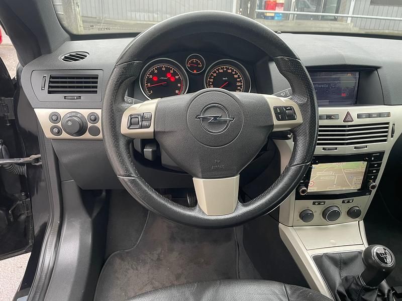 Gebraucht Opel Astra Cosmo 200 PS (147 kW) 2006