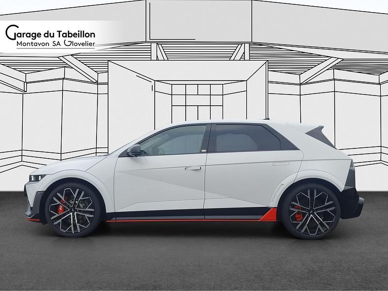 Neu Hyundai Ioniq 478 kW (650 PS) 2025 Weiss Kleinwagen