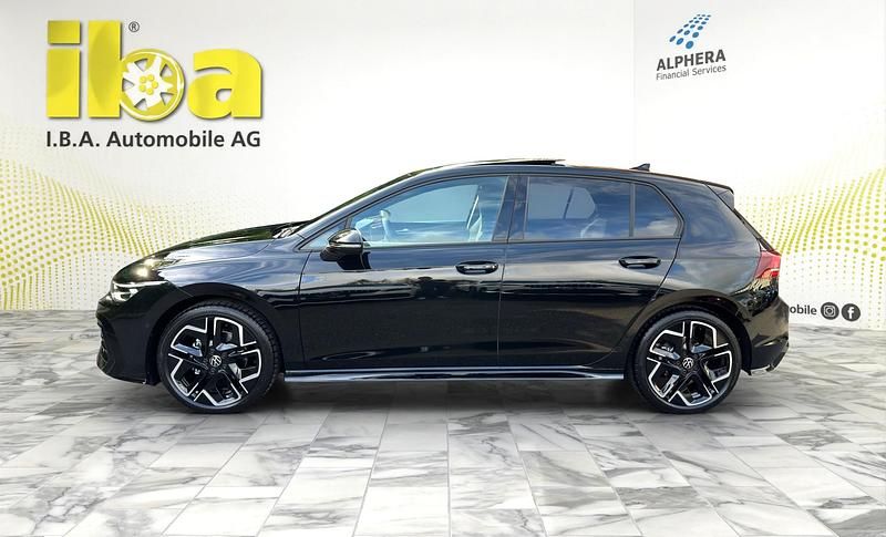 Neu VW Golf VIII R-line 150 PS (110 kW) 2025 Limousine