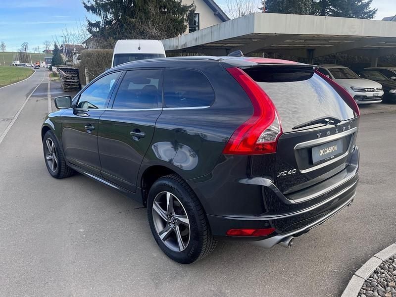 Gebraucht Volvo XC60 R-Design Momentum 215 PS (158 kW) 2014 SUV