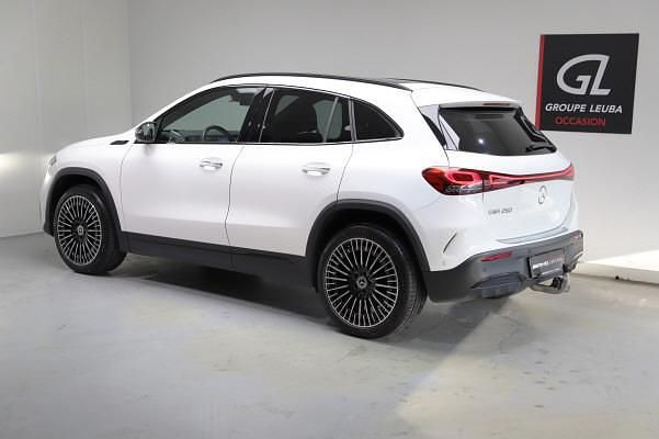 Gebraucht Mercedes EQA250 AMG line 140 kW (191 PS) 2021 Weiss SUV