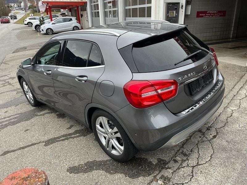 Gebraucht Mercedes GLA220 Style 170 PS (125 kW) 2015 SUV