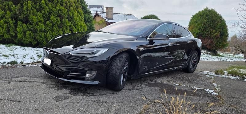 Gebraucht 2018 Tesla Model S Kleinwagen | CHF 31’500 (Teuer) - Bild 1/4