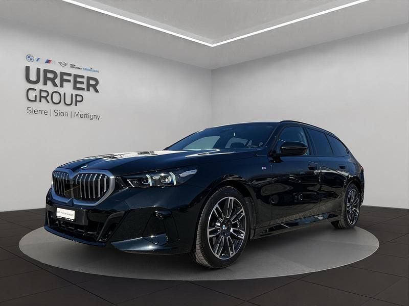 Gebraucht BMW 520 M Sport 205 PS (150 kW) 2024 Schwarz Kombi