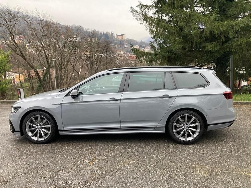 Gebraucht VW Passat R-line Edition 272 PS (200 kW) 2020 Grau Kombi