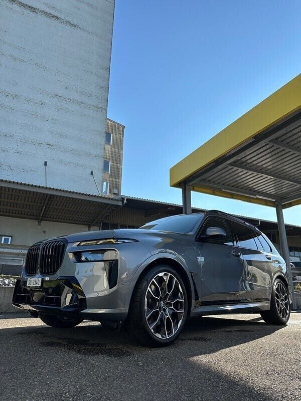 Gebraucht BMW X7 M Sport 340 PS (250 kW) 2023 SUV