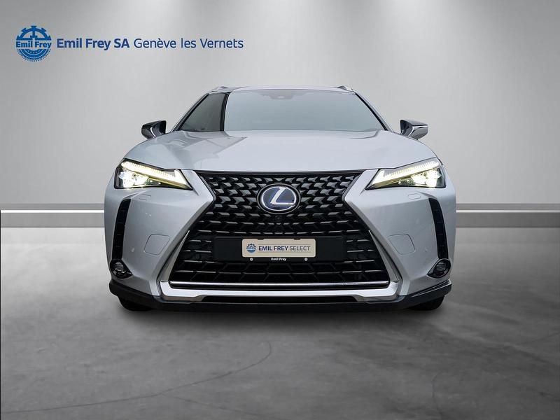 Gebraucht Lexus UX 250h 184 PS (135 kW) 2021 Silber SUV