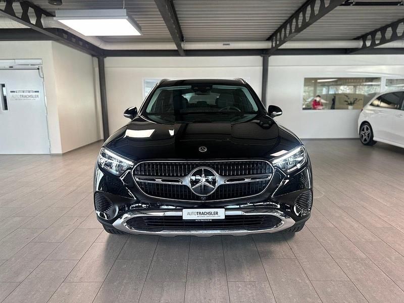 Gebraucht Mercedes GLC300e Avantgarde 281 PS (206 kW) 2024 Schwarz SUV