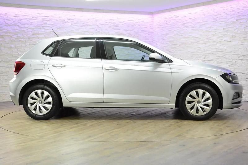 Gebraucht VW Polo Comfortline 110 PS (80 kW) 2025 Silber Kleinwagen