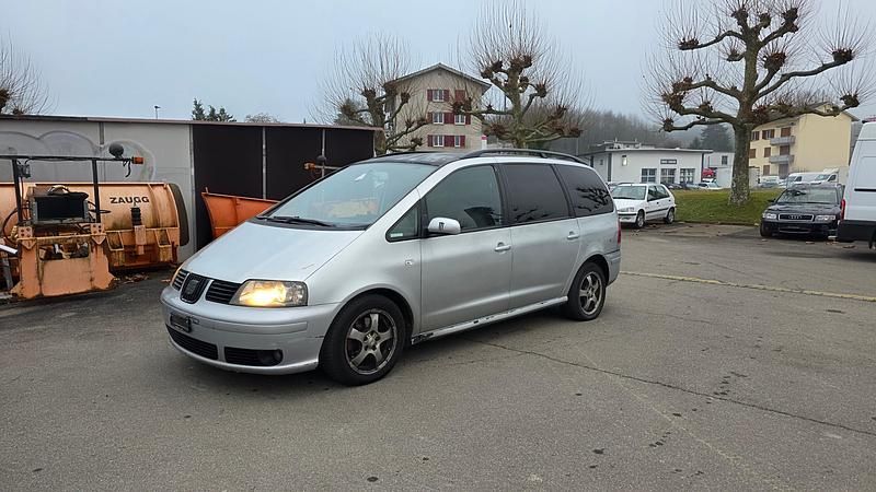 Gebraucht 2008 Seat Alhambra Van / Kleinbus | CHF 700 (Fairer Preis) - Bild 1/4