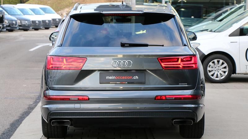 Gebraucht Audi Q7 S-Line 333 PS (244 kW) 2015 SUV