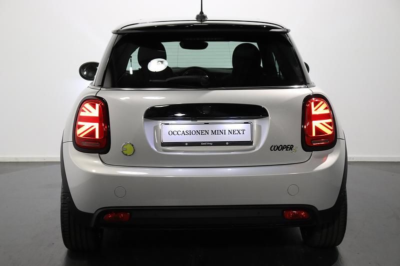 Gebraucht Mini Cooper SE 135 kW (184 PS) 2021 Weiss Kleinwagen