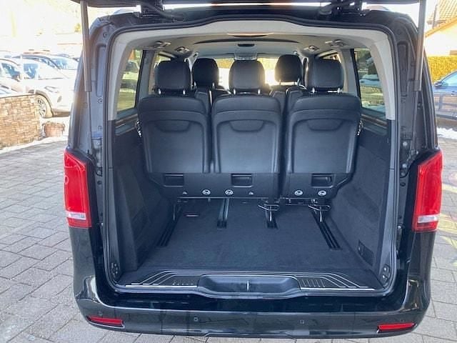 Gebraucht Mercedes V250 Avantgarde 190 PS (139 kW) 2022 Van / Kleinbus