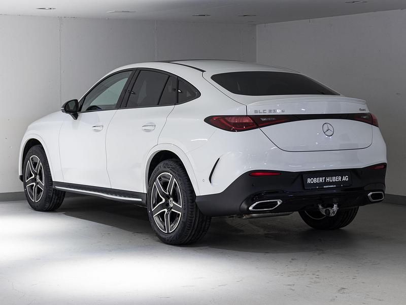 Neu Mercedes GLC220 217 PS (159 kW) 2025 Weiss Coupé