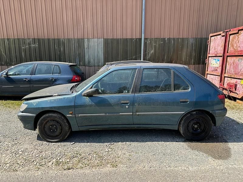 Gebraucht 1997 Peugeot 306 | CHF 300 - Bild 1/4
