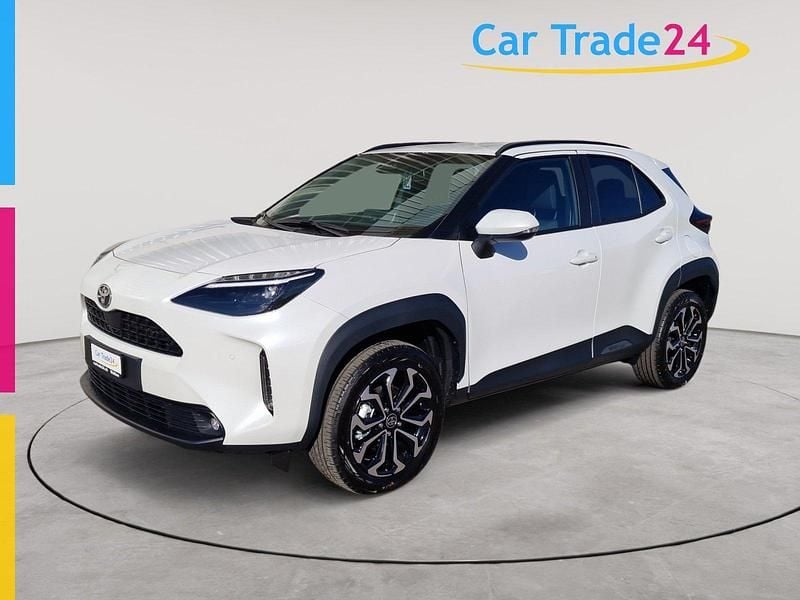Neu Toyota Yaris Cross Trend 130 PS (95 kW) 2025 SUV