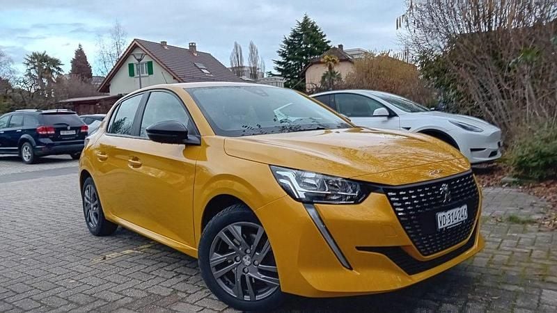 Gebraucht Peugeot 208 Active 100 PS (73 kW) 2022 Kleinwagen