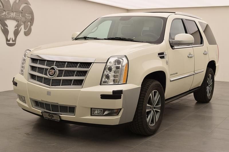 Gebraucht Cadillac Escalade 409 PS (300 kW) 2012 Weiss SUV