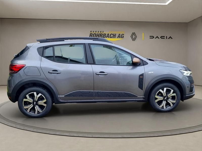 Neu Dacia Sandero Extreme 110 PS (80 kW) 2025 Grau Limousine