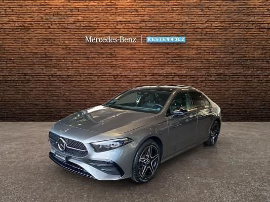 Grau Gebraucht 2024 Mercedes A250 Limousine | CHF 39’900 (Fairer Preis) - Bild 1/4