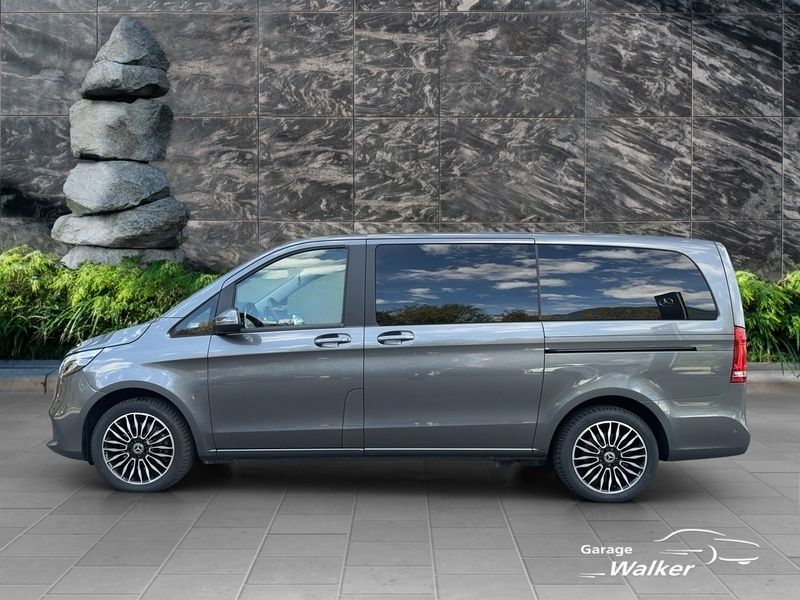 Gebraucht Mercedes V300 239 PS (175 kW) 2022 Van / Kleinbus