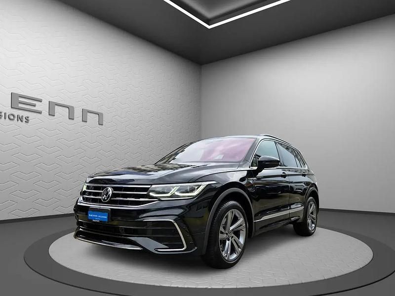 Schwarz Gebraucht 2025 VW Tiguan R-line SUV | CHF 33’850 (Guter Preis) - Bild 1/4
