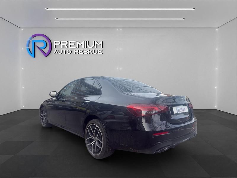 Gebraucht Mercedes E300 AMG line 211 PS (155 kW) 2023 Limousine