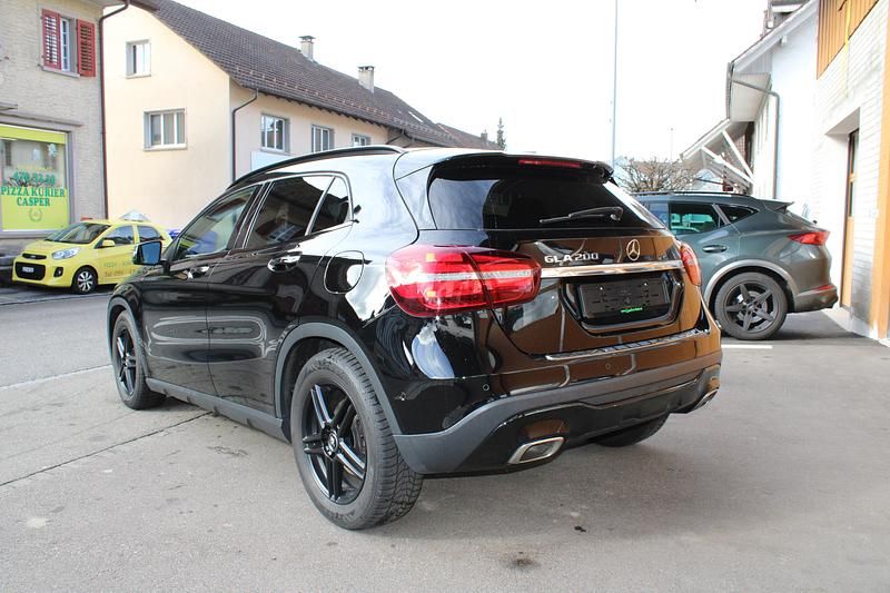 Gebraucht Mercedes GLA200 156 PS (114 kW) 2018 SUV