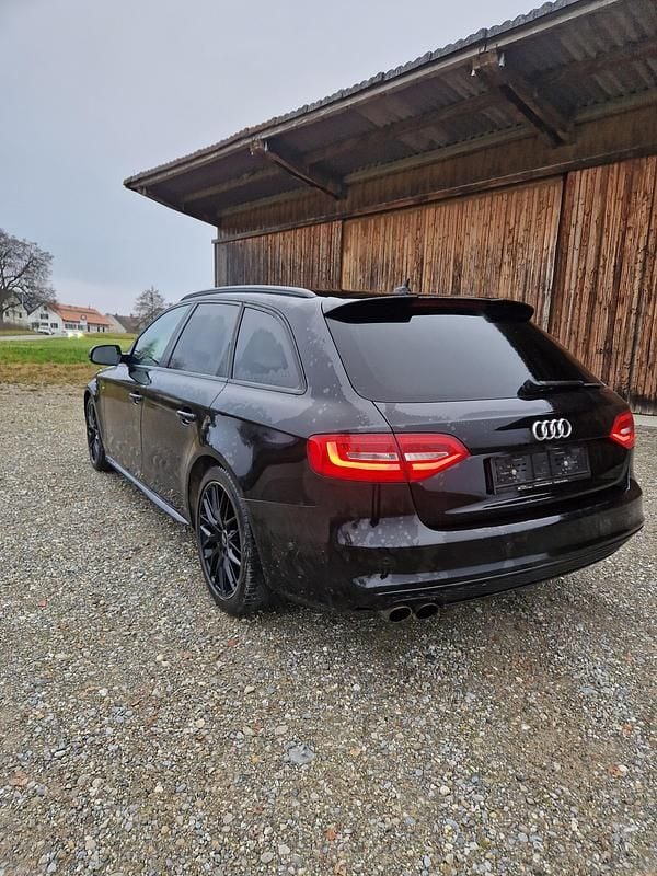 Gebraucht Audi A4 245 PS (180 kW) 2015 Kombi
