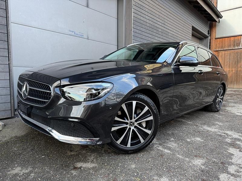 Gebraucht Mercedes E300 Avantgarde 194 PS (142 kW) 2022 Kombi