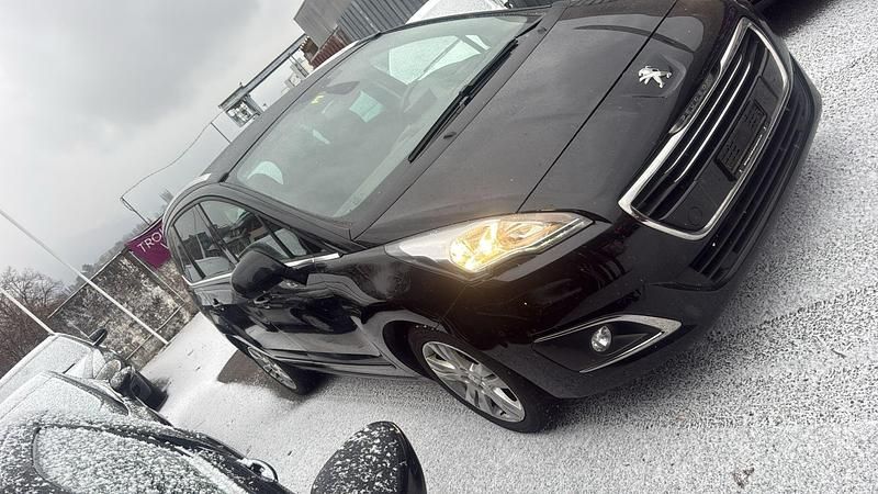 Gebraucht Peugeot 5008 Business-Line 120 PS (88 kW) 2015 Van / Kleinbus