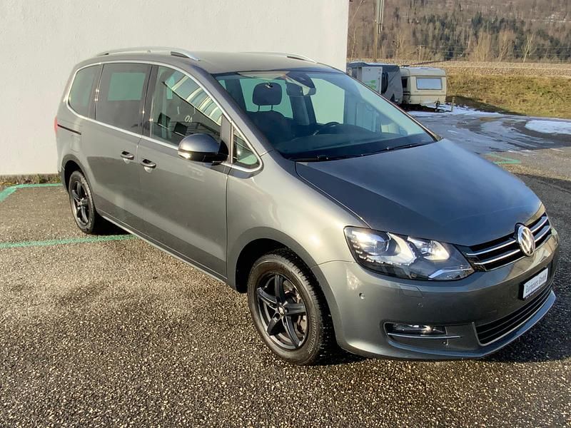Gebraucht VW Sharan Highline 177 PS (130 kW) 2019 Van / Kleinbus