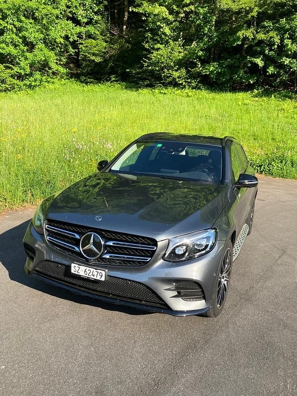 Gebraucht Mercedes GLC250 AMG line 204 PS (150 kW) 2019