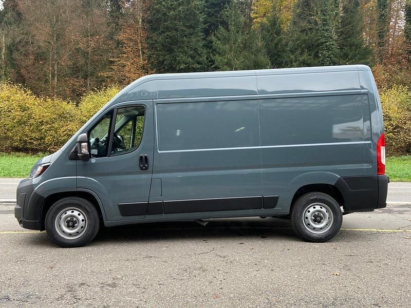 Neu Opel Movano 140 PS (102 kW) 2025 Van