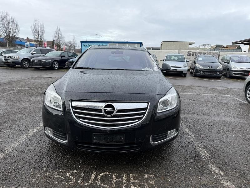 Gebraucht Opel Insignia Sport 220 PS (161 kW) 2010 Kombi