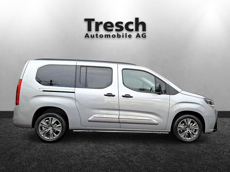 Neu Toyota Proace Verso City 130 PS (95 kW) 2025 Grau Kombi