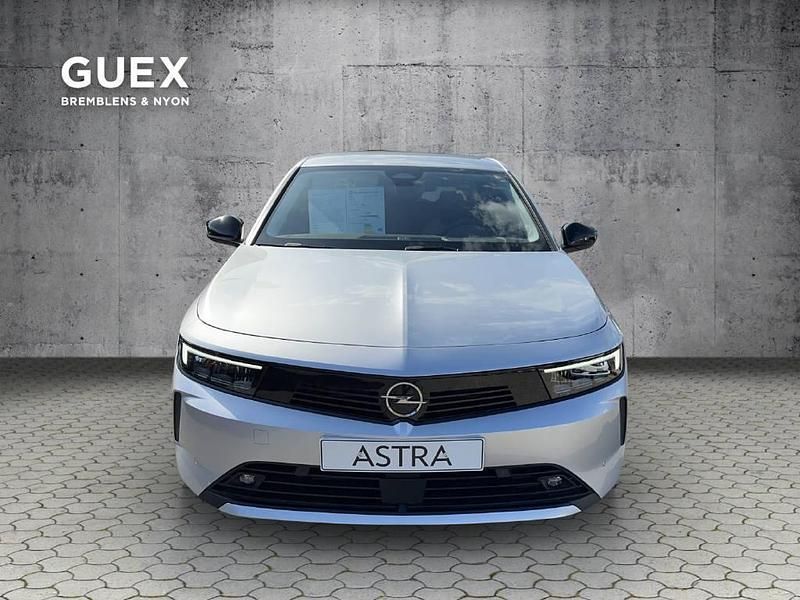 Gebraucht Opel Astra 131 PS (96 kW) 2024 Limousine