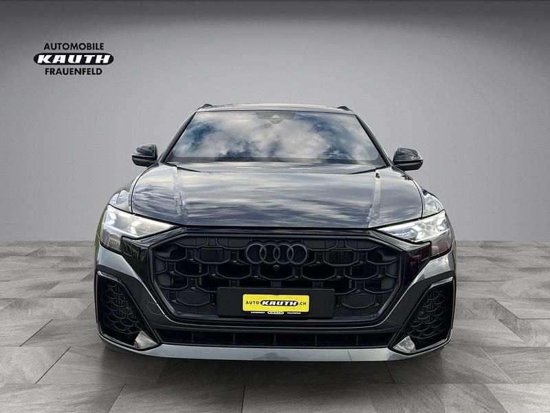 Gebraucht Audi SQ8 Ambiente 508 PS (373 kW) 2025 SUV