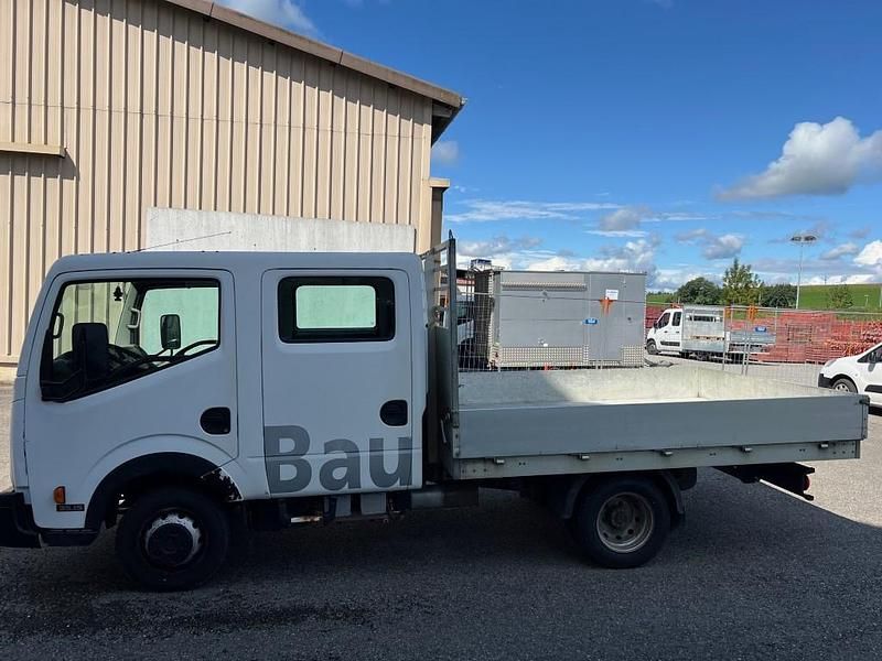 Weiss Gebraucht 2013 Nissan Cabstar Abholung | CHF 9’000 - Bild 1/4