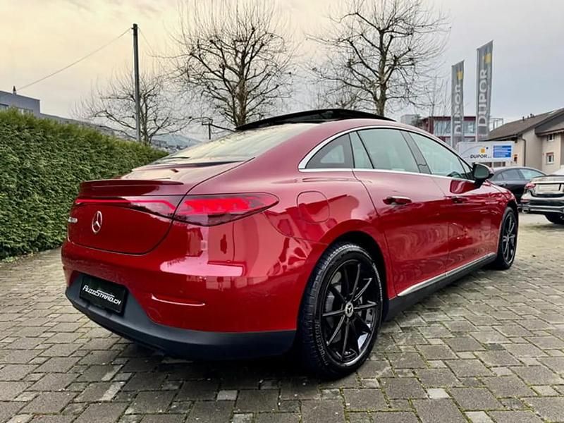 Gebraucht Mercedes EQE300 180 kW (245 PS) 2025 Rot