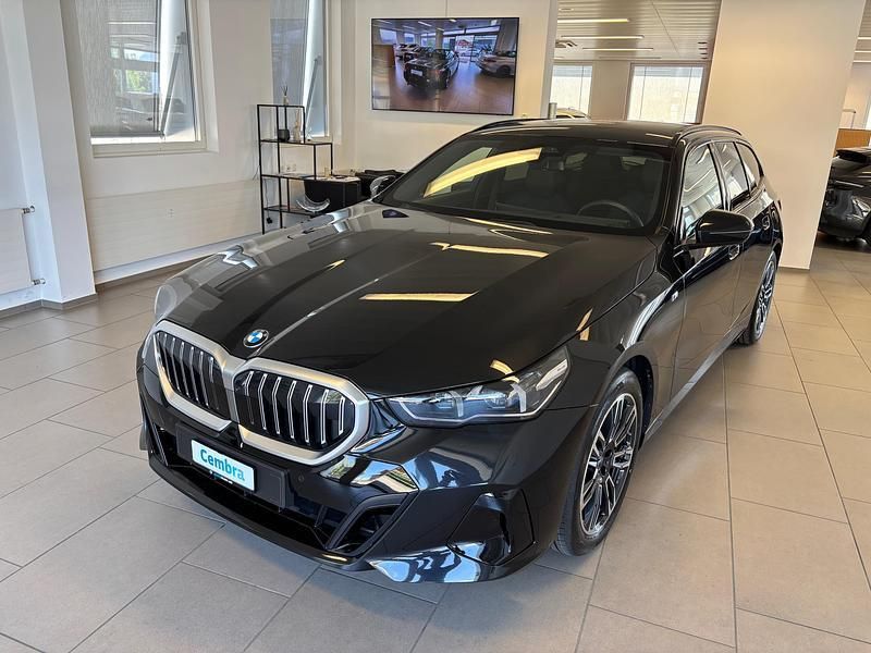 Gebraucht 2024 BMW 520 M Sport Kombi | CHF 53’900 (Teuer) - Bild 1/4