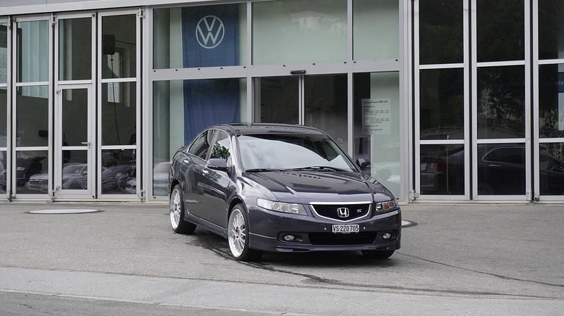 Grau Gebraucht 2006 Honda Accord Type S Limousine | CHF 15’900 - Bild 1/4
