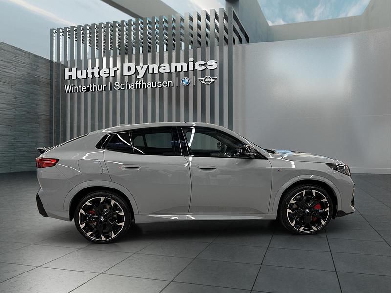 Neu BMW X2 Luxury Line 300 PS (220 kW) 2026 SUV