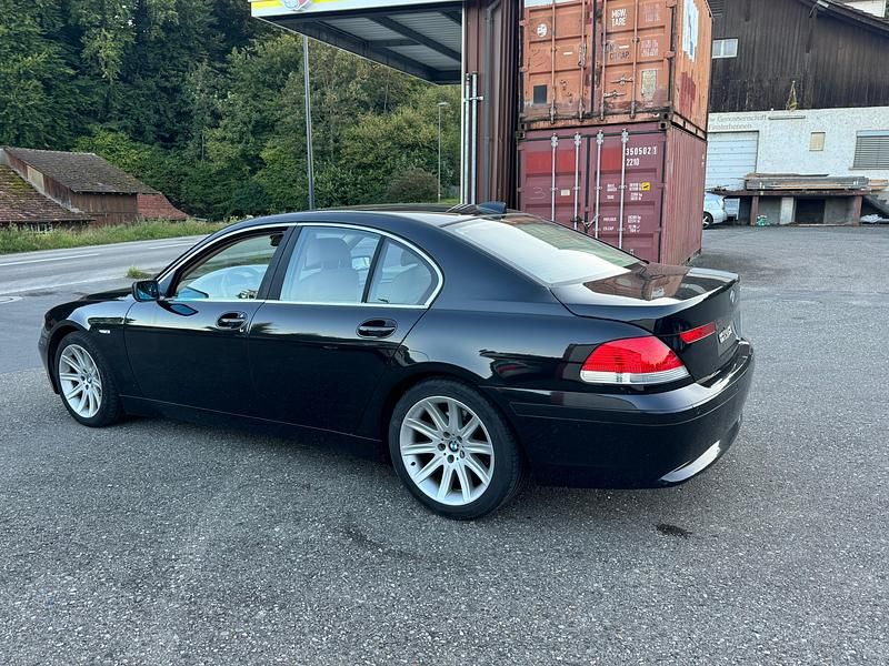 Gebraucht BMW 745 333 PS (244 kW) 2003 Limousine