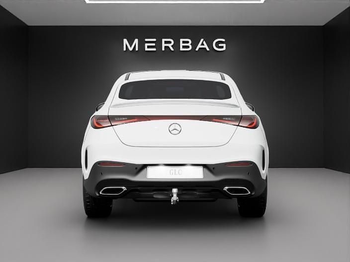Neu Mercedes GLC300 258 PS (189 kW) 2026 Weiss Coupé