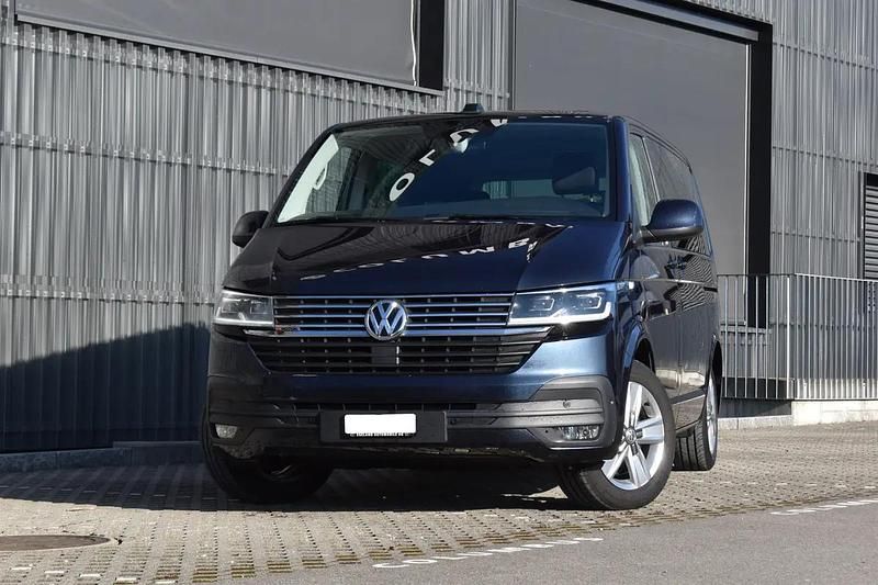 Gebraucht VW Multivan Comfortline 204 PS (150 kW) 2026 Blau Van