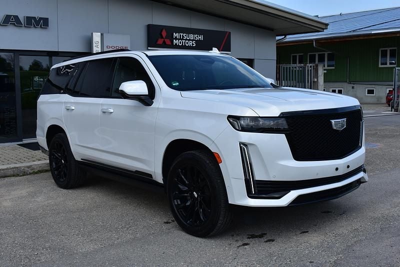 Gebraucht Cadillac Escalade 420 PS (308 kW) 2021 Weiss SUV