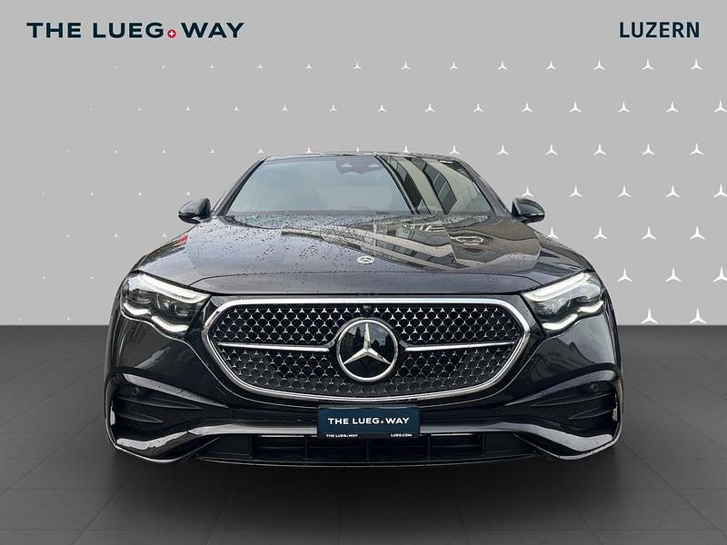 Gebraucht Mercedes E220 AMG line 220 PS (161 kW) 2024 Grau Limousine