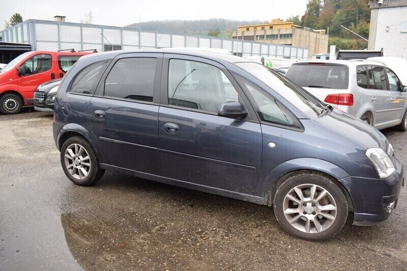 Gebraucht Opel Meriva Cosmo 105 PS (77 kW) 2010 Van / Kleinbus